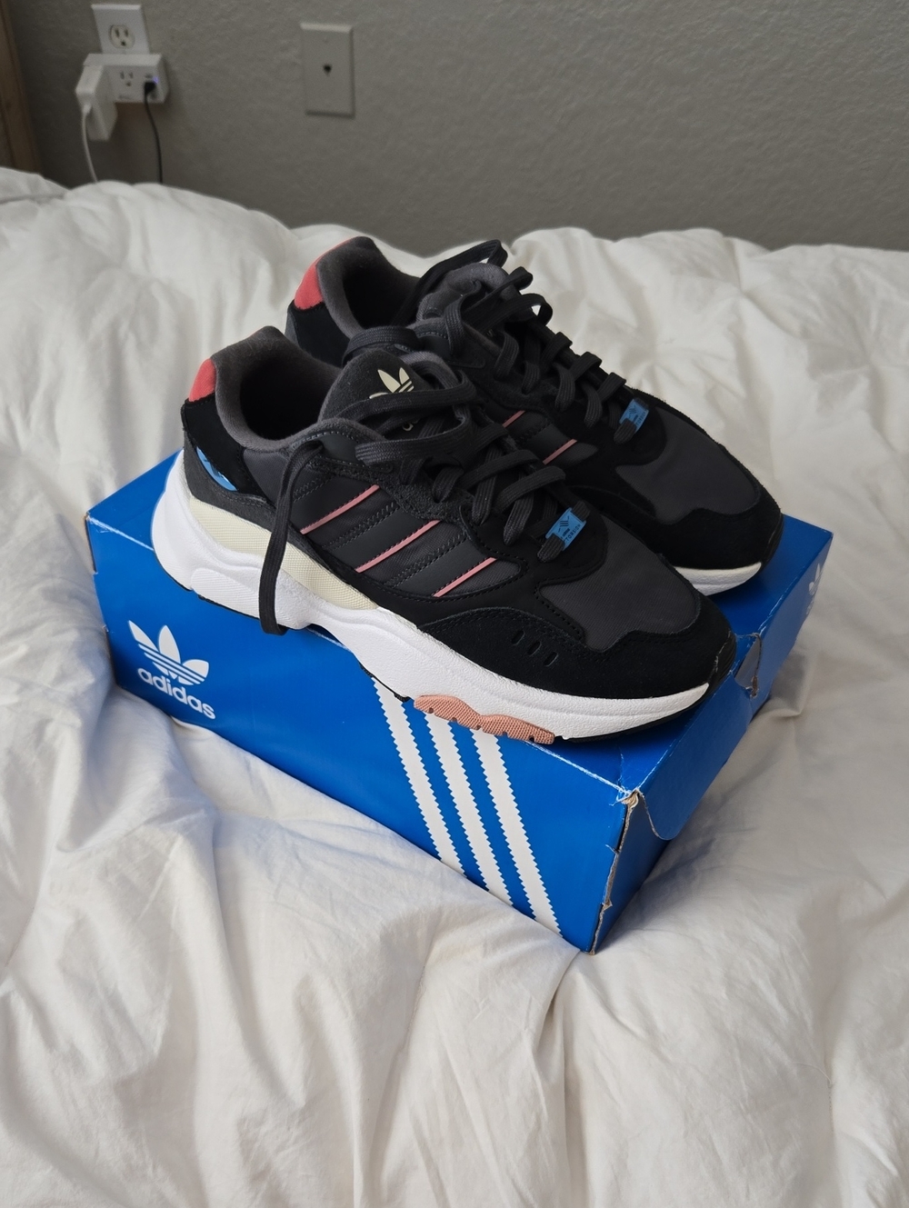 Adidas Retropy F90 - Picture 2 of 6
